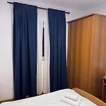 Rona Ani Apartamento