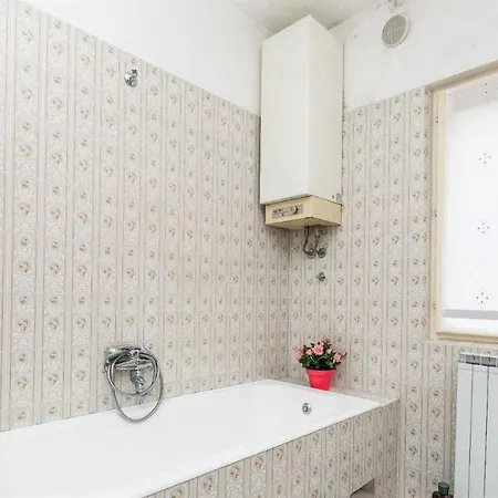 Apartman Rona Ani *