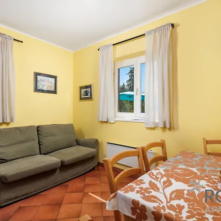 Rona Ani Appartement Ičići