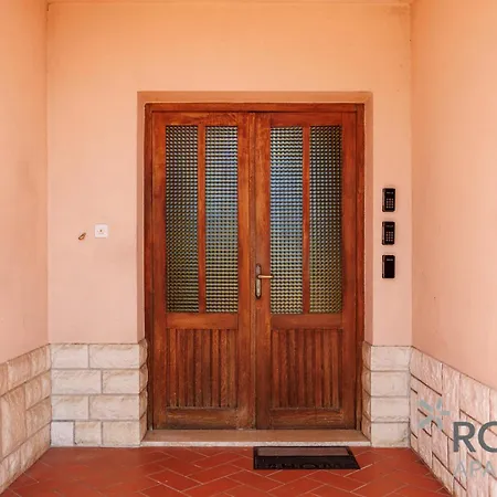 Rona Ani Appartement