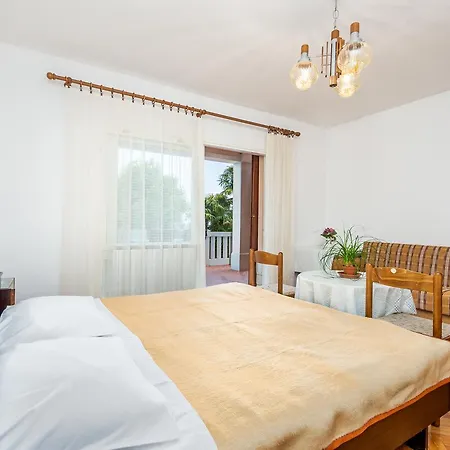 Rona Ani Apartman