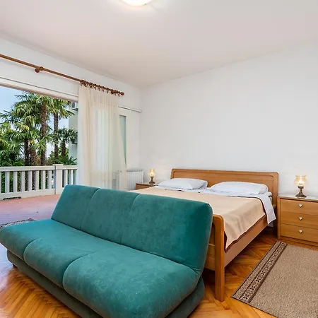 Rona Ani Apartman