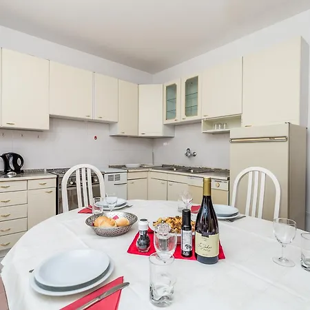 Apartmán Rona Ani *