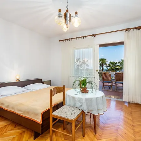 Rona Ani Apartmán Ičići