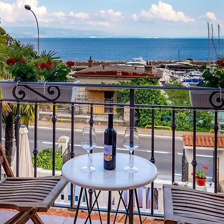 Rona Ani Apartmán Ičići