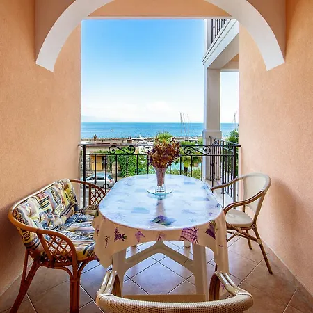 Rona Ani Apartmán *