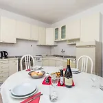 Apartament Rona Ani *