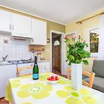 Rona Ani Apartament Ičići