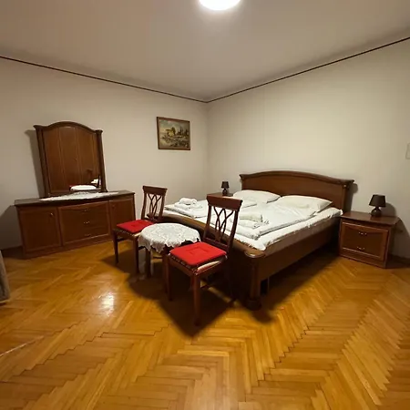 Rona Ani Apartman