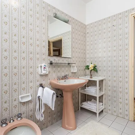 Rona Ani Apartment Ičići