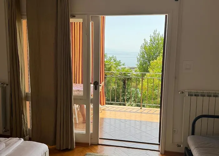 Rona Ani Apartman *